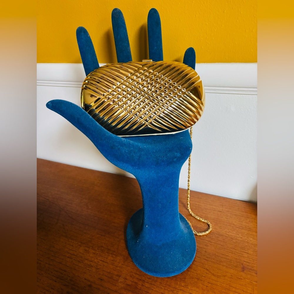 Vintage Italian gold hardshell evening bag with chain strap and kisslock